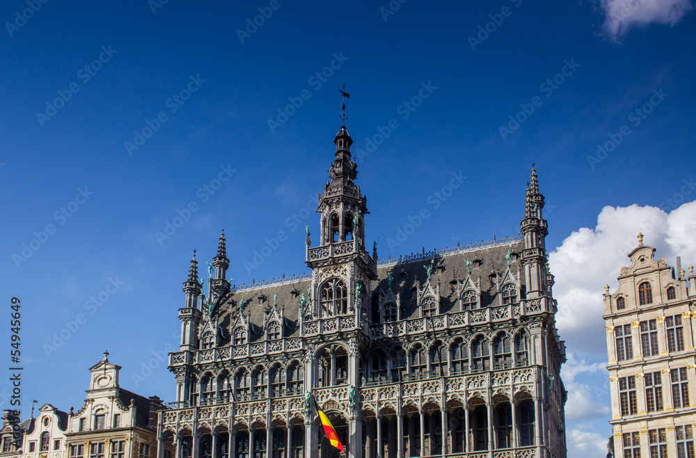 brussels grand place building front