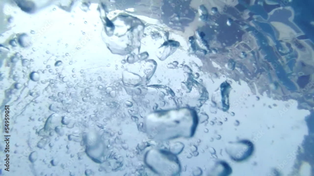 Flowing underwater bubbles Flowing underwater bubbles