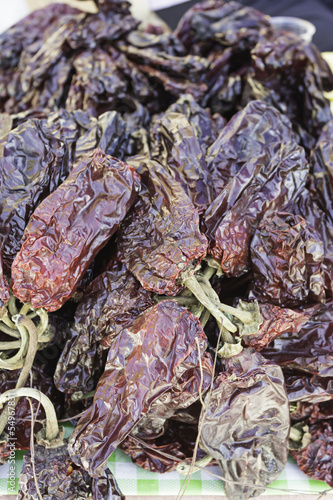 Dried peppers
