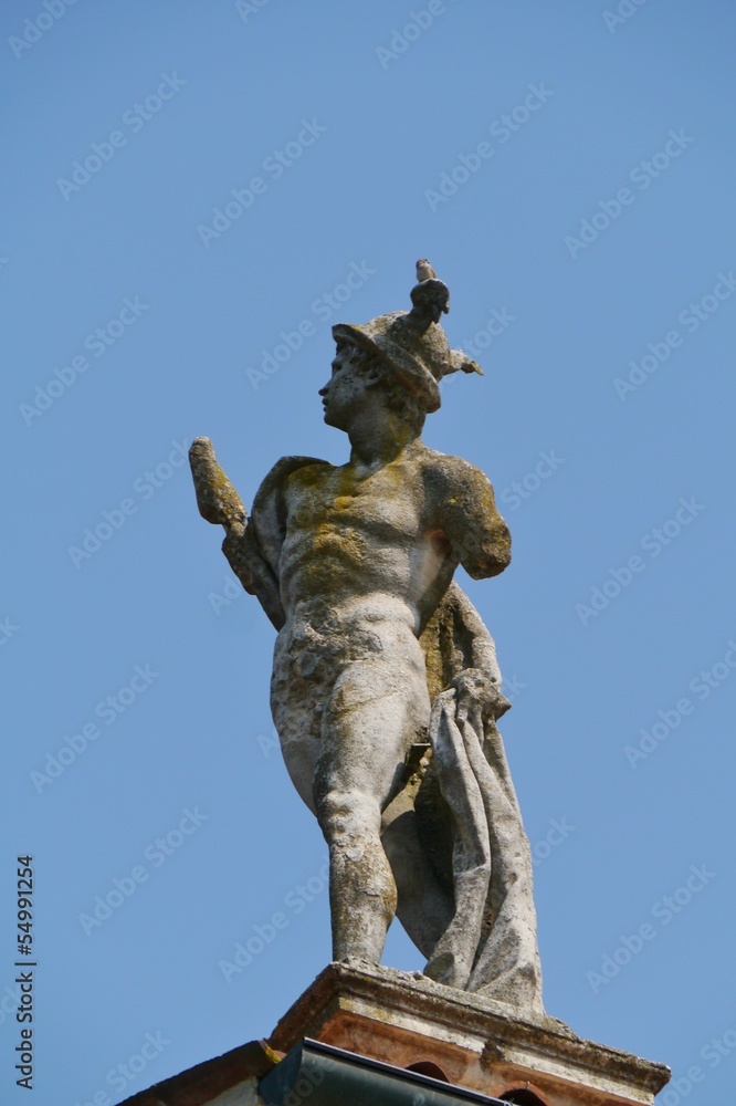 Statue on the roof of the villa Rotonda near Vicenza