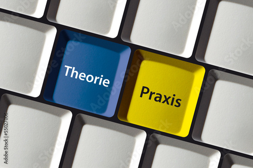 Theorie oder Praxis - Tastatur Buttons  photo