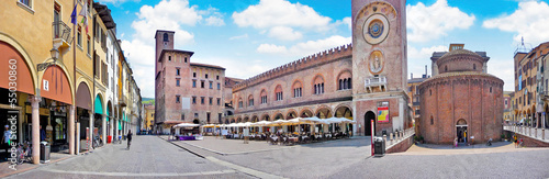 Obraz na płótnie City center of the historic town of Mantua in Lombardy, Italy w salonie