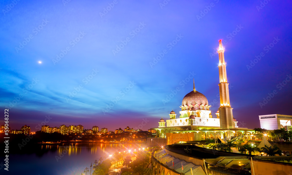 Dusk at Putra Mosque in Putrajaya, Malaysia