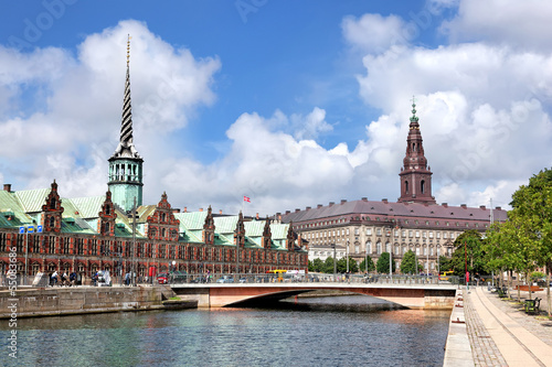 Blick auf Alte Börse und Schloss Christiansborg, Kopenhagen photo