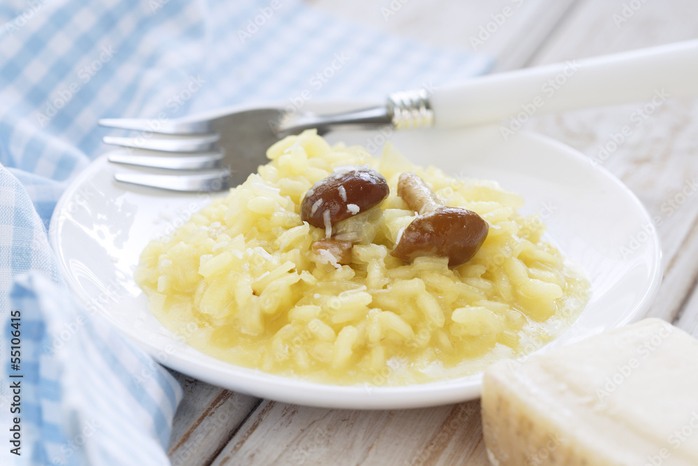 Saffron and mushroom risotto Saffron and mushroom risotto