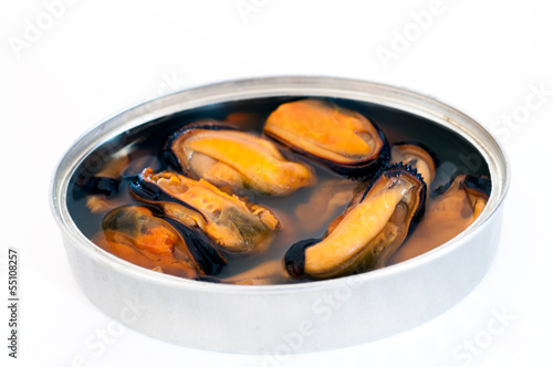 Canned mussel