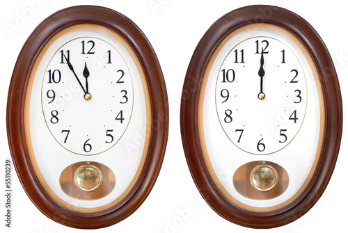Obraz na płótnie twelve o clock on oval dial clock