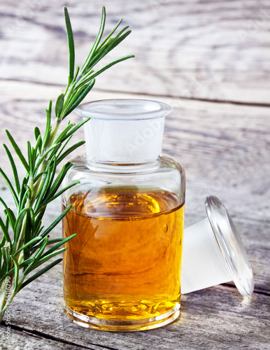 Wellness - rosemary and oil