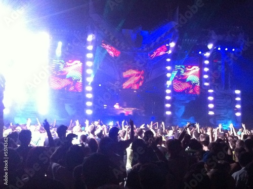 Wallpaper Mural rock concert Torontodigital.ca