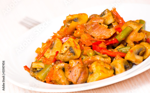 meat with mushrooms and vegetables