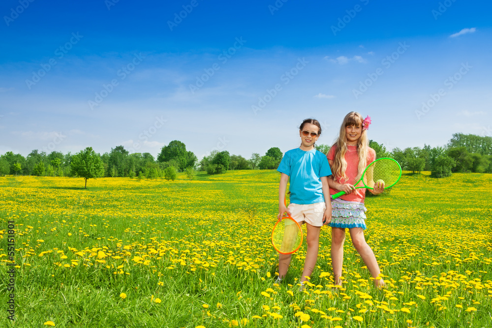 Fototapeta premium Tennis and girls