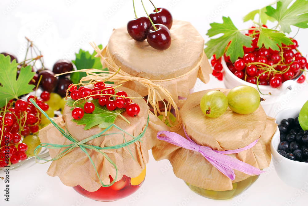 Obraz premium homemade summer fruit preserves