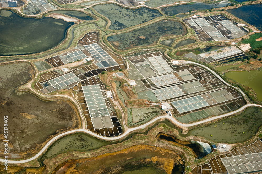 Marais salants de Guérande vue du ciel Marais salants de Guérande vue du ciel