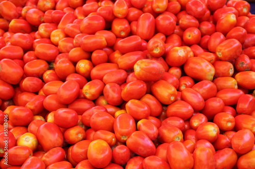 rote Tomaten vom Wochenmarkt