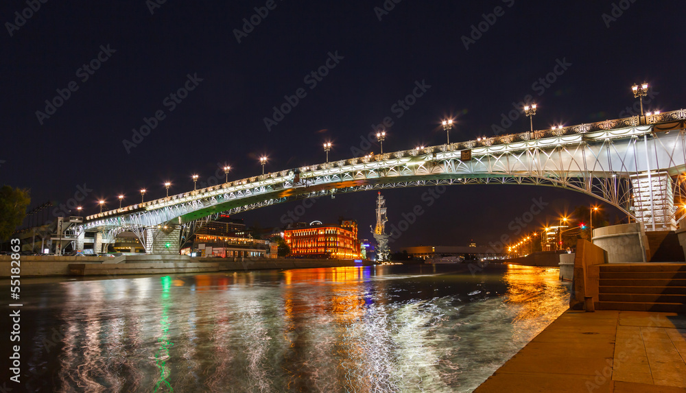 Moskva River and bridge