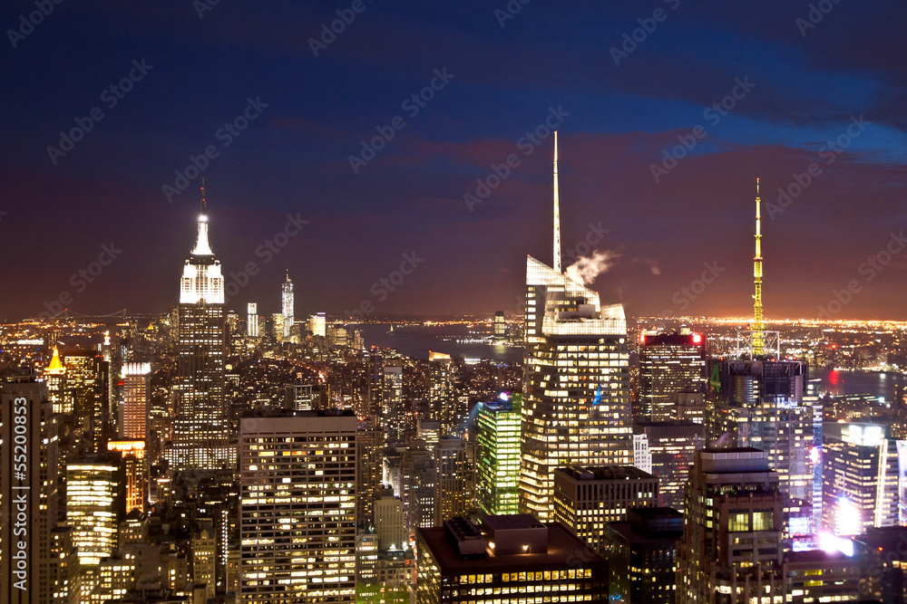 Fototapeta premium Manhattan view from Rockefeller Center at dusk, New York, USA