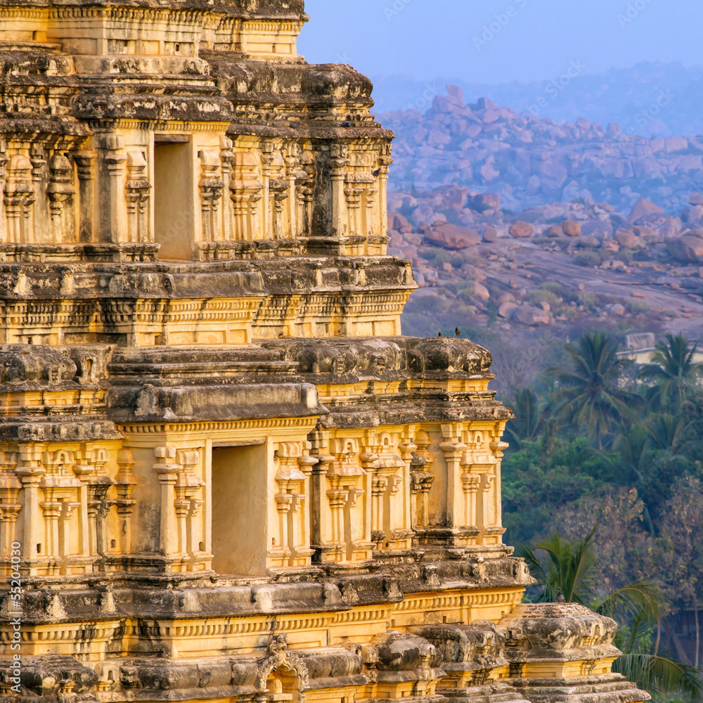 Fototapeta premium Virupaksha Temple in Hampi, Karnataka, India