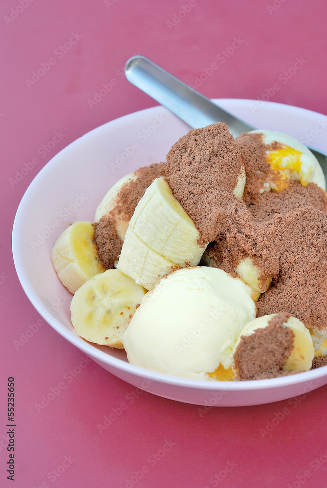 ice cream with banana