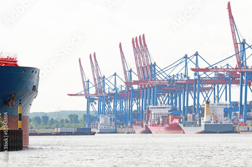 Containerterminal Altenwerder photo