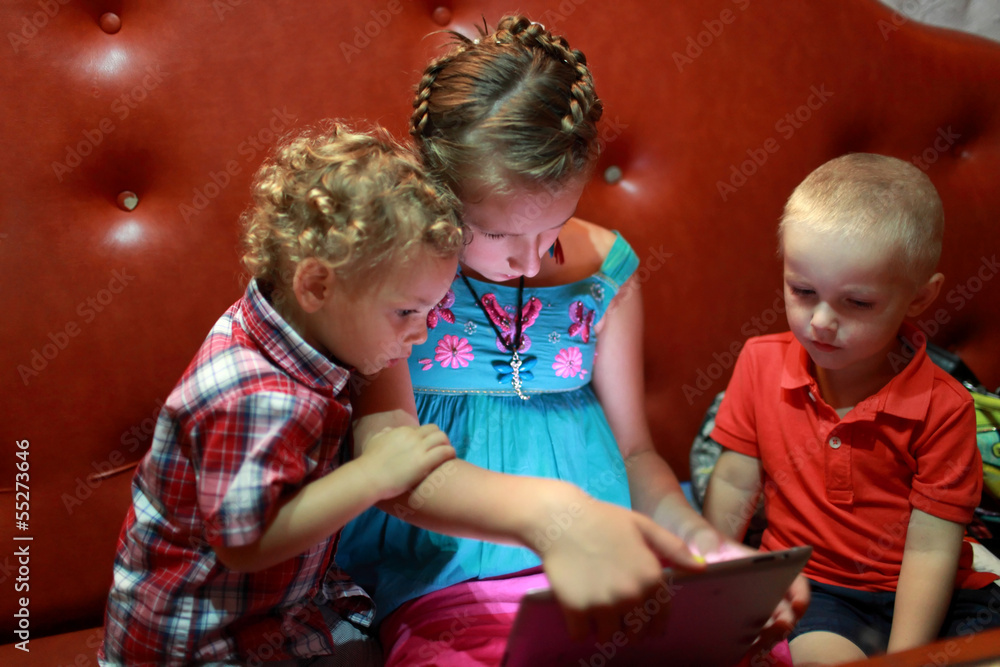 Children with tablet PC Children with tablet PC