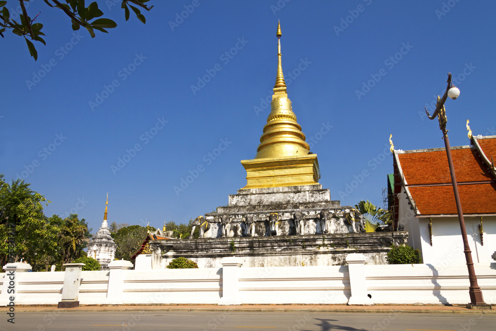 Fototapeta premium Outdoor pagoda Wat Phra