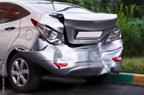 Cuadro en lienzo Big dent on car