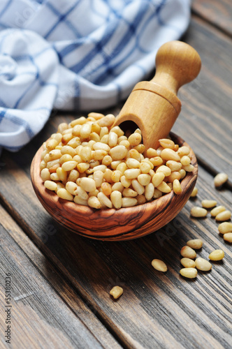 Foto pine nuts