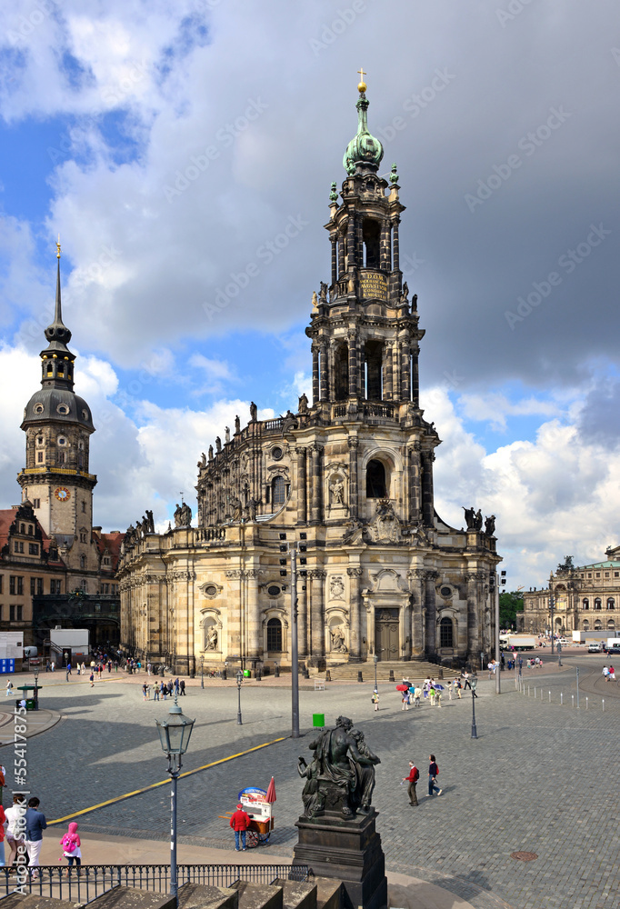 Fototapeta premium Dresden Schloßplatz - Hofkirche