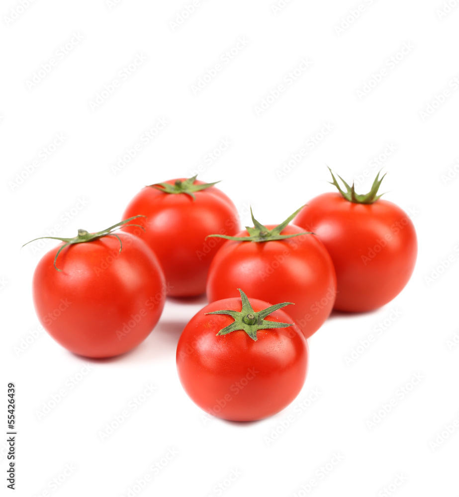 fresh tomatoes with green leaves fresh tomatoes with green leaves