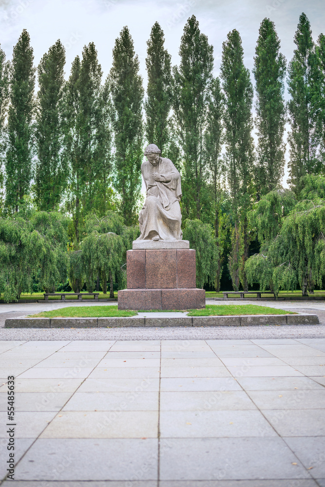 Fototapeta premium Treptower park, Berlin, Germany
