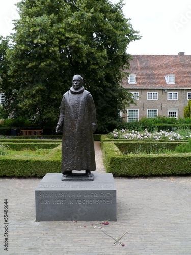 The bronze statue of Willem van Oranje in Delft