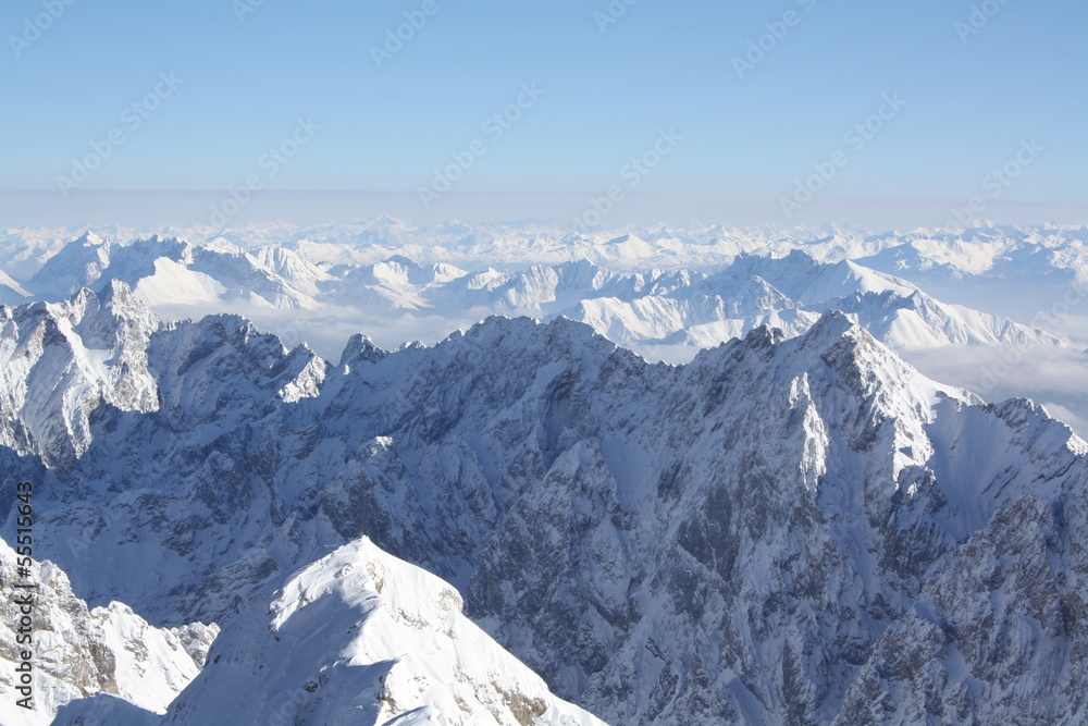 Die Welt der Alpen von der Zugspitze