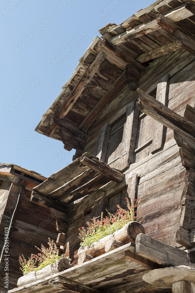 Zermat, Holzhaus, Stall im Dorf, Chalet, Schweiz Zermat, Holzhaus, Stall im Dorf, Chalet, Schweiz