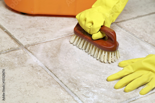 Konstfotografi floor scrubbing