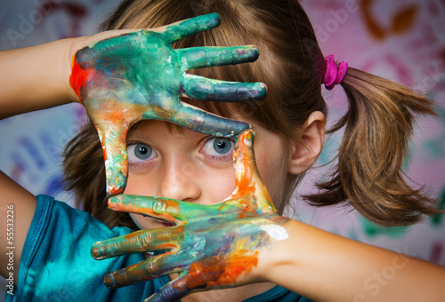Fotografie, Obraz little girl and colors - portrait