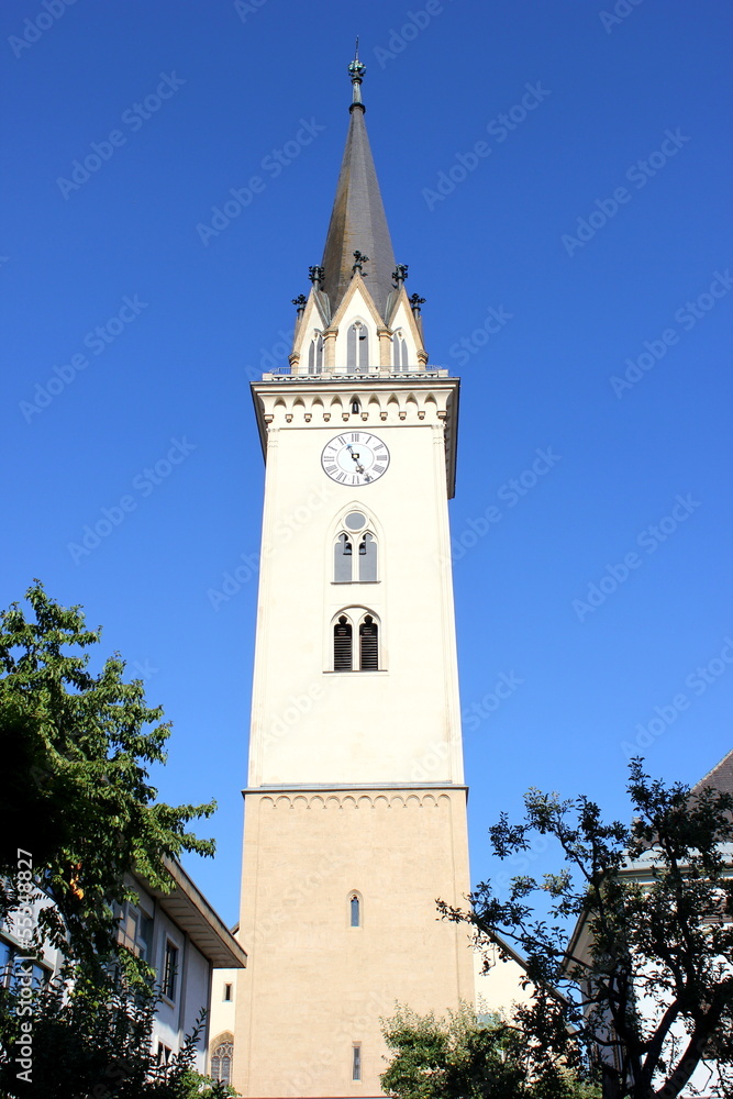 Kirchturm der Stadtpfarrkirche St. Jakob in Villach in Kärnten