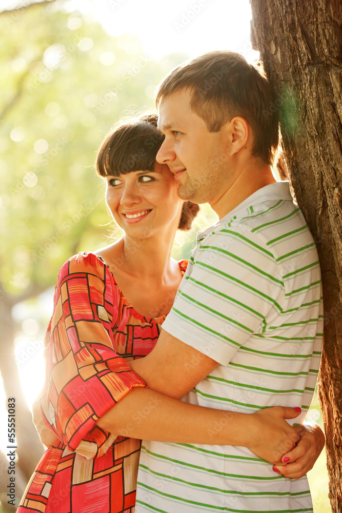 Obraz premium Happy middle-aged couple in the sunlight