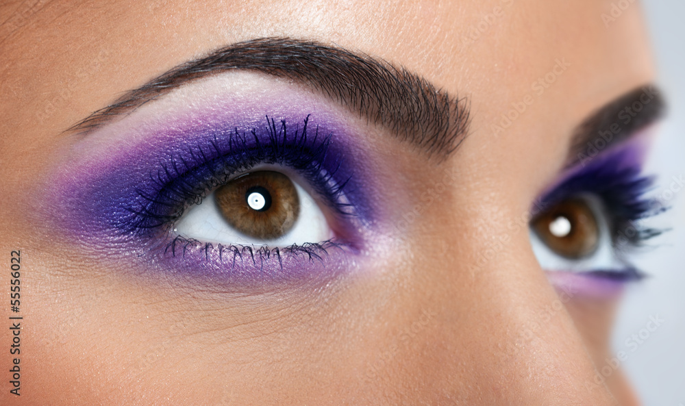 Obraz premium eyes with purple makeup