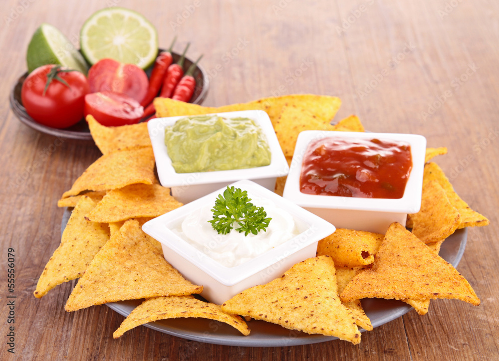tortilla chips and dips