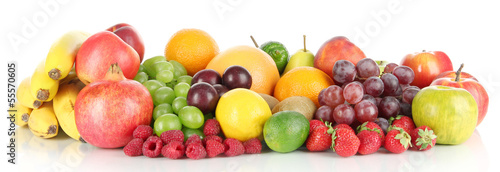 Fototapeta Naklejka Na Ścianę i Meble -  Different fruits isolated on white