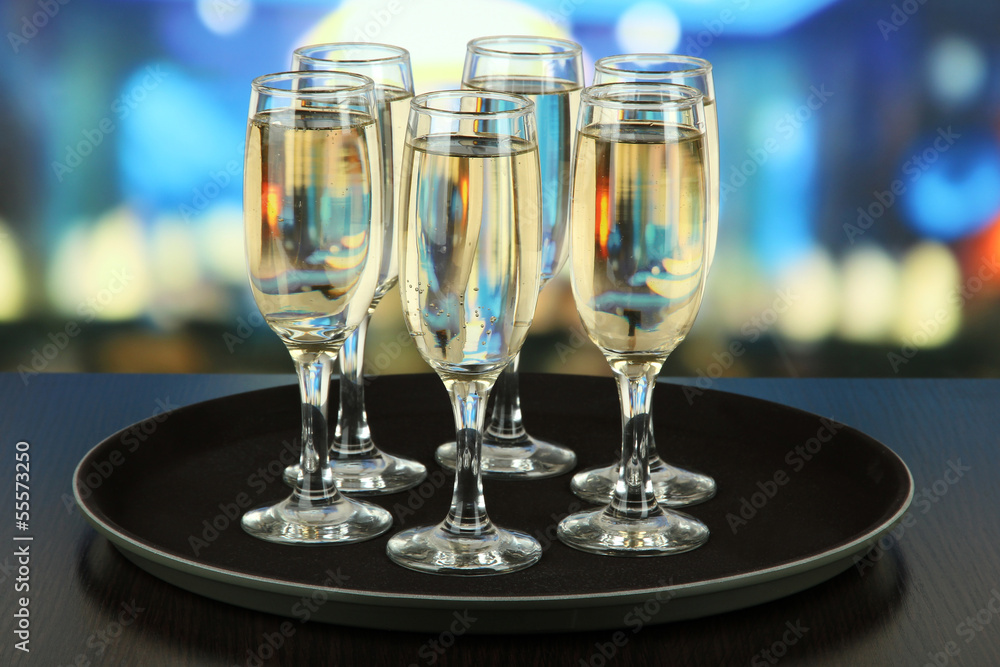 Many glasses of champagne Many glasses of champagne