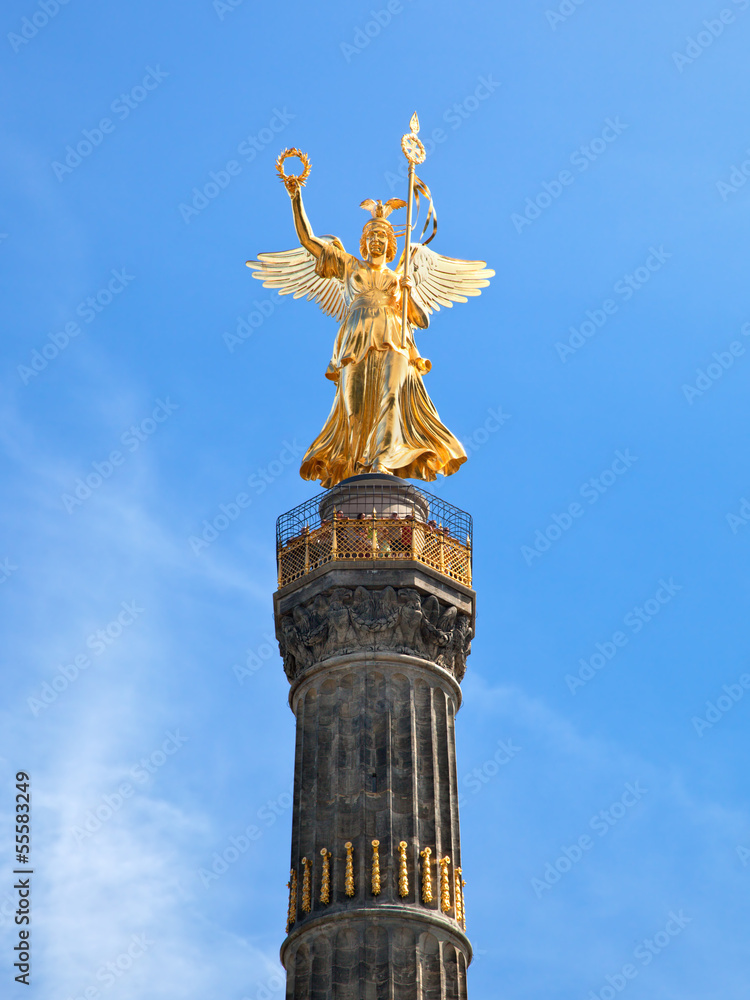 Fototapeta premium The Victory Column in Berlin, Germany