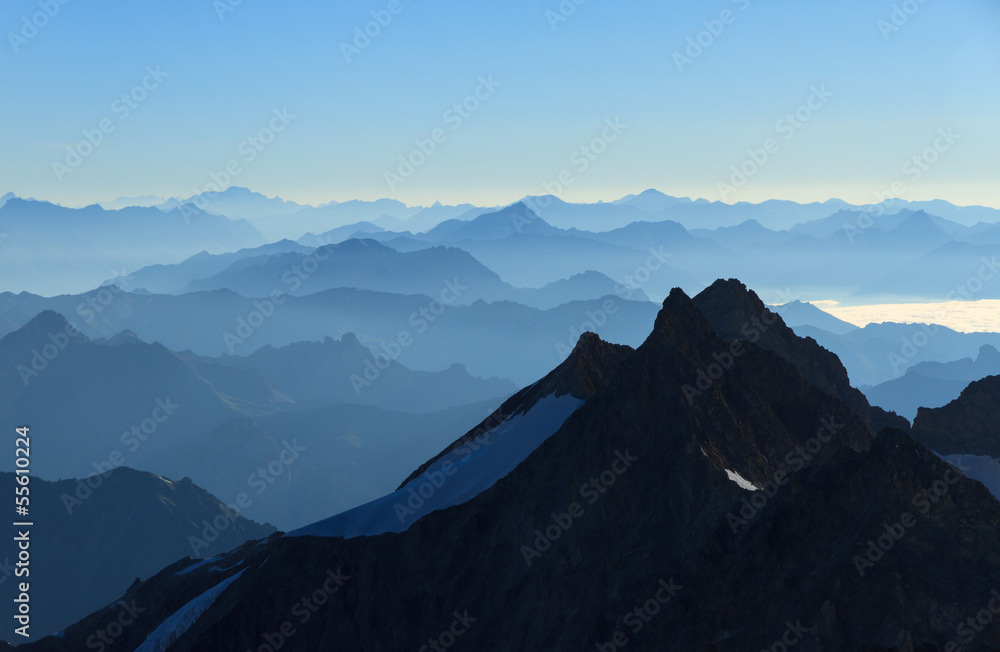Obraz premium Panorama in the Alps, Ecrins Massif National Park, France.