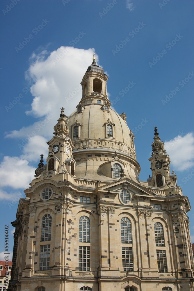 Frauenkirche Dresden in der Sonne