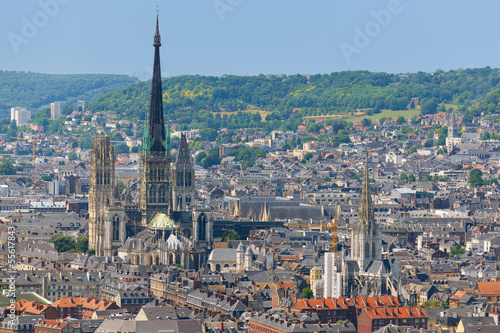 Cathedral in Rouen © SergiyN