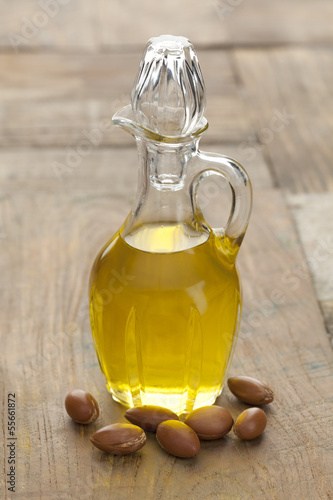 Argan oil and nuts