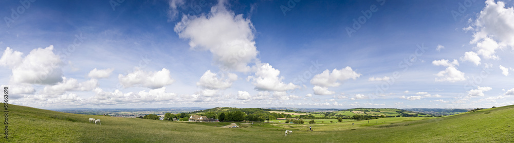 Idyllic rural farmland, Cotswolds UK Idyllic rural farmland, Cotswolds UK
