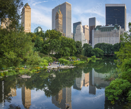 Fototapeta Naklejka Na Ścianę i Meble -  New York City Central Park South Skyline