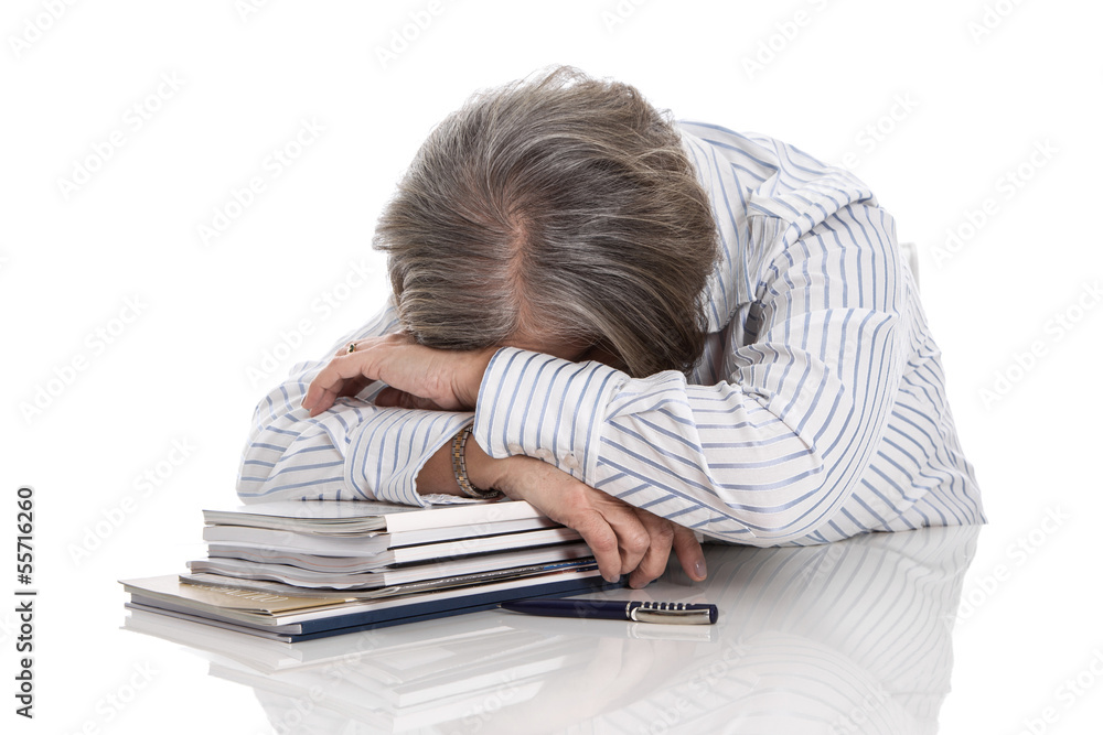 Krankheit Burnout - ältere Arbeitnehmer - Angestellte gestresst Krankheit Burnout - ältere Arbeitnehmer - Angestellte gestresst