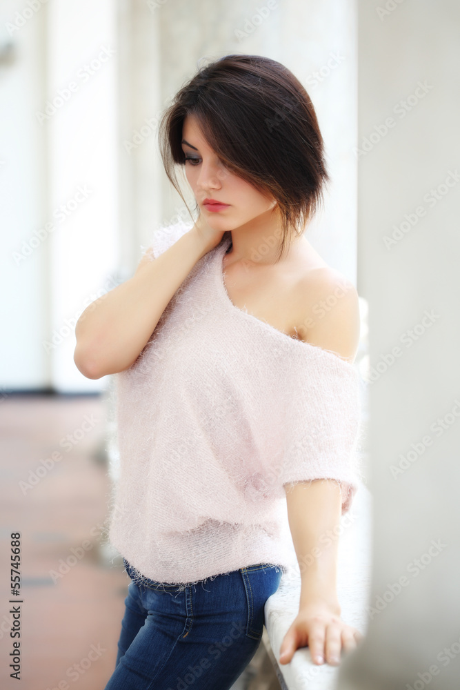 Ritratto di giovane ragazza Ritratto di giovane ragazza